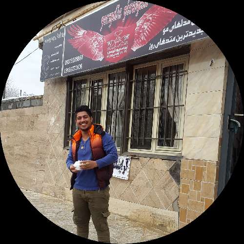 عکس پروفایل Malkian Omid، عکس پروفایل آرایشگاه کوچک 